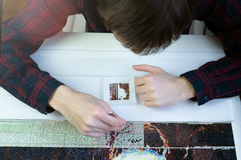 Image à la une pour Histoire et origine de la broderie diamant